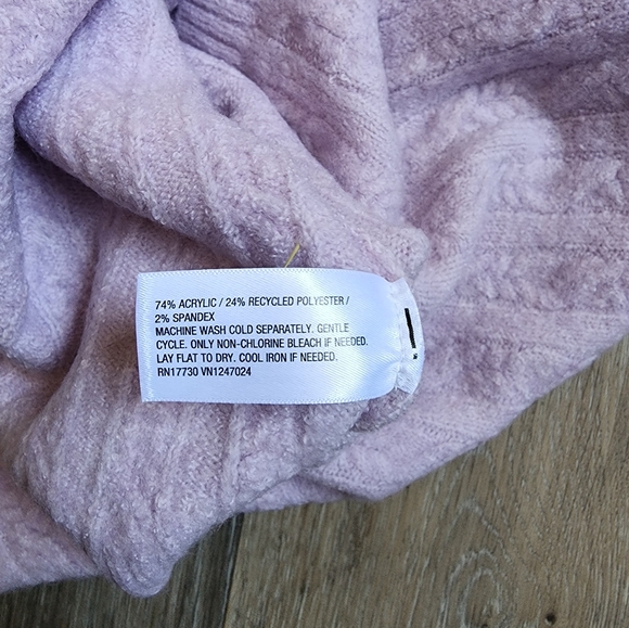 NWT SET HIGH-RISE MIDI SWEATER SKIRT AND TOP SWEATER - Picture 15 of 15